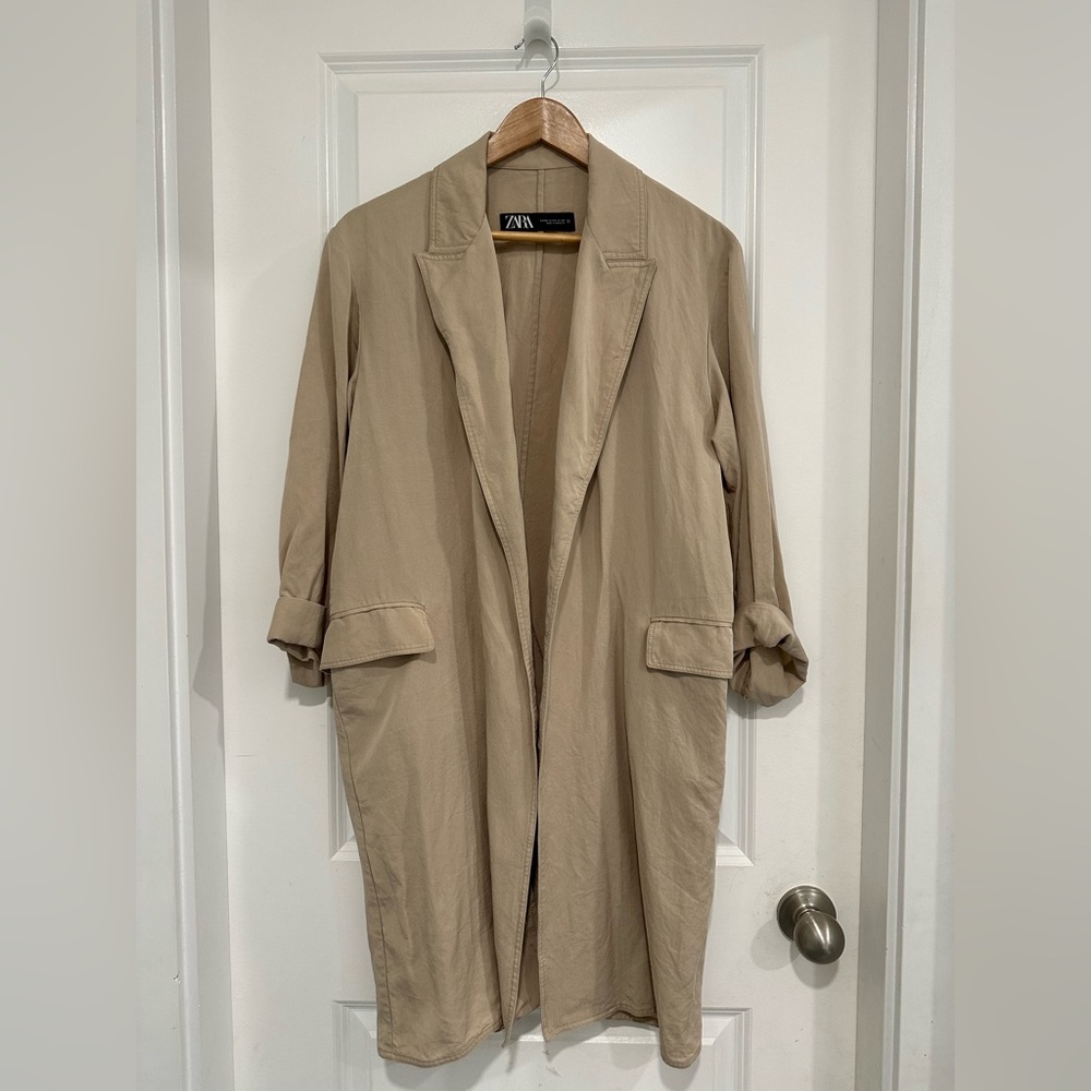Zara Women’s Beige Open Front Lightweight Trench Coat Oversized Fit